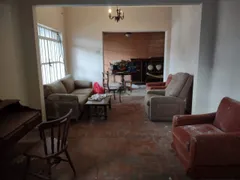 Casa Comercial com 4 Quartos para alugar, 200m² no Santa Efigênia, Belo Horizonte - Foto 2