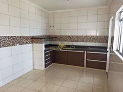 Casa com 3 Quartos à venda, 161m² no Democrata, Juiz de Fora - Foto 9