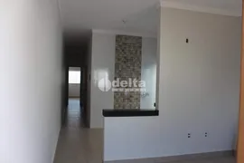 Casa com 2 Quartos à venda, 58m² no Laranjeiras, Uberlândia - Foto 4