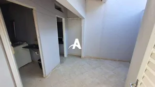 Casa com 4 Quartos à venda, 280m² no Marta Helena, Uberlândia - Foto 27