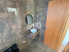 Casa com 3 Quartos à venda, 200m² no Praia do Estaleiro, Balneário Camboriú - Foto 25