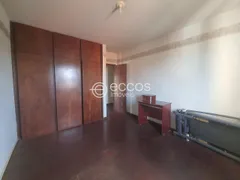 Apartamento com 3 Quartos à venda, 139m² no Osvaldo Rezende, Uberlândia - Foto 12