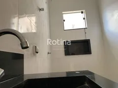 Casa com 3 Quartos à venda, 85m² no Novo Mundo, Uberlândia - Foto 9