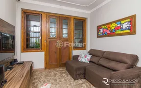 Casa com 3 Quartos à venda, 196m² no Glória, Porto Alegre - Foto 2