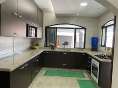 Sobrado com 3 Quartos à venda, 220m² no Vila Antonio Augusto Luiz, Caçapava - Foto 8