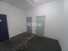 Loja / Salão / Ponto Comercial para alugar, 10m² no Centro, Uberlândia - Foto 4