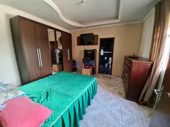 Casa com 4 Quartos à venda, 300m² no Campo Alto, Contagem - Foto 6