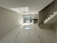 Casa com 3 Quartos à venda, 70m² no Santa Mônica, Belo Horizonte - Foto 1