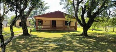 Fazenda / Sítio / Chácara com 2 Quartos à venda, 3000m² no Guaíba Country Club, Eldorado do Sul - Foto 2