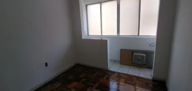 Apartamento com 2 Quartos para alugar, 70m² no Centro, Porto Alegre - Foto 11