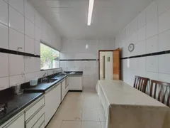 Casa com 3 Quartos para alugar, 250m² no Nossa Senhora Aparecida, Uberlândia - Foto 6