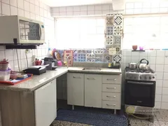 Casa com 3 Quartos à venda, 200m² no Espiríto Santo, Porto Alegre - Foto 25