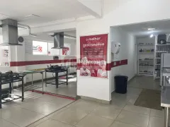 Loja / Salão / Ponto Comercial para alugar, 350m² no Centro, Taubaté - Foto 2