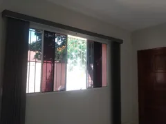 Casa com 3 Quartos à venda, 180m² no Vila São José, Taubaté - Foto 4