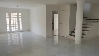 Casa de Condomínio com 3 Quartos para alugar, 220m² no De Lourdes, Fortaleza - Foto 15
