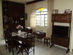 Casa com 3 Quartos para alugar, 150m² no Palmares, Belo Horizonte - Foto 3