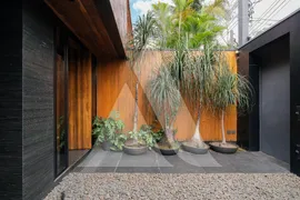 Casa com 4 Quartos para venda ou aluguel, 360m² no Jardim Europa, São Paulo - Foto 4