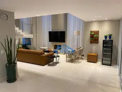 Casa de Condomínio com 5 Quartos à venda, 340m² no Alphaville, Santana de Parnaíba - Foto 4