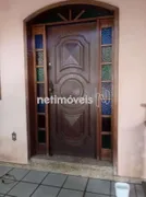 Casa com 4 Quartos à venda, 220m² no Jardim América, Belo Horizonte - Foto 2