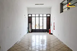 Loja / Salão / Ponto Comercial para alugar, 33m² no Santo Antonio, Divinópolis - Foto 1