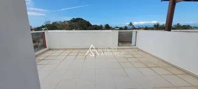 Casa com 3 Quartos à venda, 197m² no Balneario Copacabana, Caraguatatuba - Foto 16