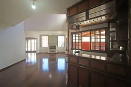 Casa de Condomínio com 3 Quartos à venda, 330m² no Granja Viana, Cotia - Foto 3