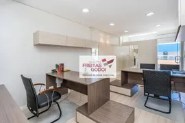 Conjunto Comercial / Sala à venda, 28m² no Novo Mundo, Curitiba - Foto 10