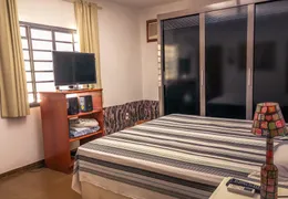 Casa com 4 Quartos à venda, 270m² no Setor Coimbra, Goiânia - Foto 18