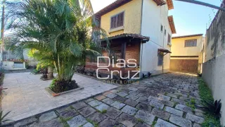 Casa com 4 Quartos à venda, 234m² no Centro, Rio das Ostras - Foto 19