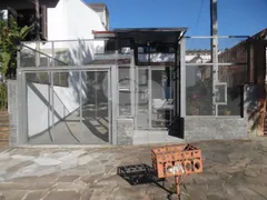 Sobrado com 4 Quartos à venda, 189m² no São Sebastião, Porto Alegre - Foto 1