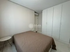 Apartamento com 3 Quartos para alugar, 150m² no Centro, Balneário Camboriú - Foto 21