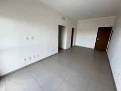 Apartamento com 2 Quartos para alugar, 89m² no São João, Araçatuba - Foto 2