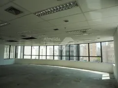 Conjunto Comercial / Sala com 1 Quarto para alugar, 180m² no Itaim Bibi, São Paulo - Foto 8