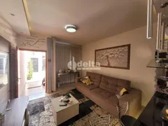 Casa com 2 Quartos à venda, 78m² no Jardim Europa, Uberlândia - Foto 4