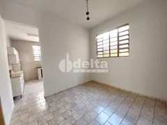 Casa com 3 Quartos à venda, 103m² no Fundinho, Uberlândia - Foto 6