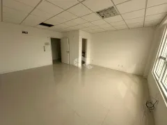 Conjunto Comercial / Sala com 1 Quarto à venda, 132m² no Barreiros, São José - Foto 6