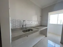 Apartamento com 2 Quartos à venda, 85m² no Tubalina, Uberlândia - Foto 5