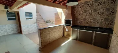 Casa com 4 Quartos à venda, 157m² no Volta Grande, Volta Redonda - Foto 5