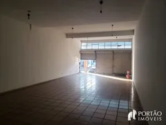 Casa Comercial com 4 Quartos para alugar, 200m² no Centro, Bauru - Foto 2