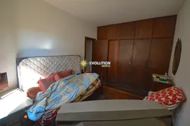 Casa com 3 Quartos à venda, 360m² no Santa Amélia, Belo Horizonte - Foto 8