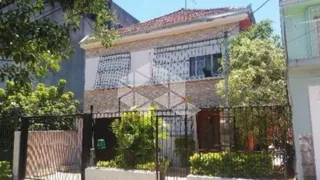 Casa com 4 Quartos à venda, 250m² no Nonoai, Porto Alegre - Foto 1