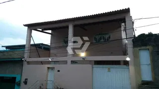 Casa com 5 Quartos à venda, 220m² no Coelho da Rocha, São João de Meriti - Foto 2