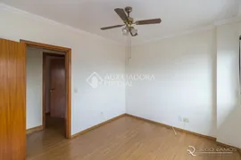 Apartamento com 3 Quartos à venda, 197m² no Jardim Lindóia, Porto Alegre - Foto 13