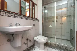 Casa de Condomínio com 3 Quartos para alugar, 359m² no Cristal, Porto Alegre - Foto 30