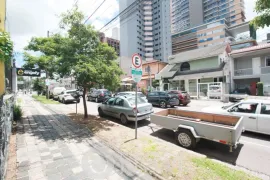 Casa Comercial com 1 Quarto para alugar, 194m² no Juvevê, Curitiba - Foto 35