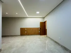 Casa com 3 Quartos à venda, 173m² no Residencial Flamingo, Goiânia - Foto 19
