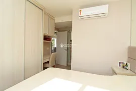 Apartamento com 2 Quartos à venda, 63m² no Jardim do Salso, Porto Alegre - Foto 13