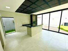 Casa de Condomínio com 3 Quartos à venda, 215m² no Condomínio Belvedere II, Cuiabá - Foto 3