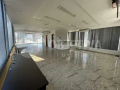 Conjunto Comercial / Sala para alugar, 33m² no Umuarama, Uberlândia - Foto 8