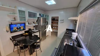 Casa com 4 Quartos à venda, 280m² no Marta Helena, Uberlândia - Foto 6